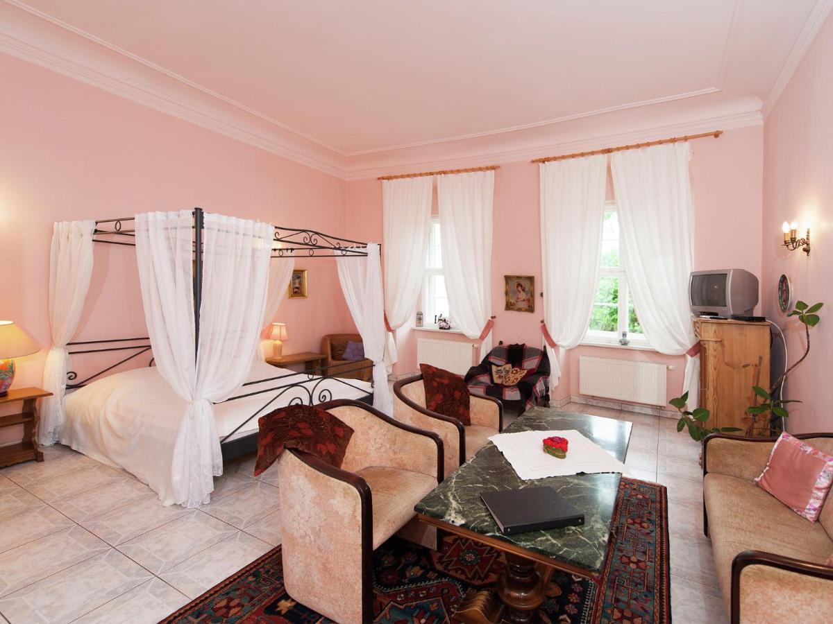 Vintage Apartment In Arzberg Triestewitz Екстер'єр фото